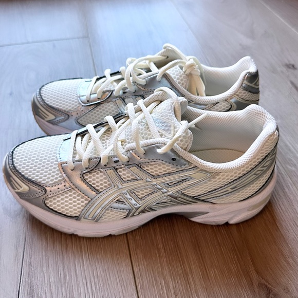 !!! LIKE NEW ASICS Gel-1130 Cream Pure Silver White Sneakers Runner Lifestyl… - Picture 8 of 8
